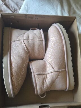 Women's UGGS Pink Short Winter Boots - Soft Faux Suede